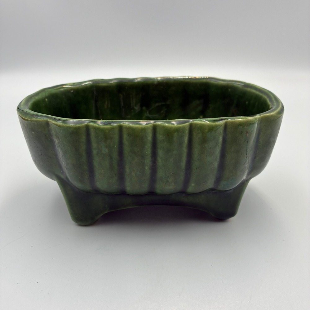 Vintage UPCO 376 Green Drip Glaze Footed Scalloped Pottery Planter USA Made